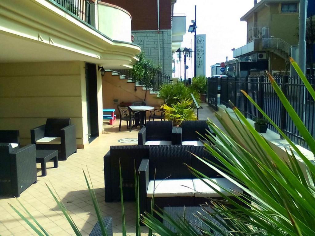 Hotel Perla Verde Ρίμινι Εξωτερικό φωτογραφία